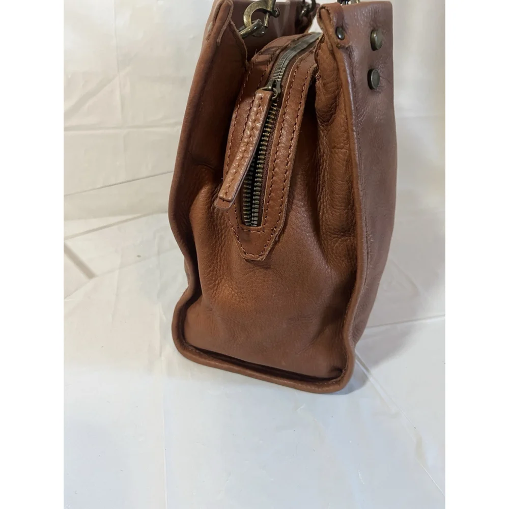 AMERICAN LEATHER CO. Lenox Leather Satchel brandy smooth leather